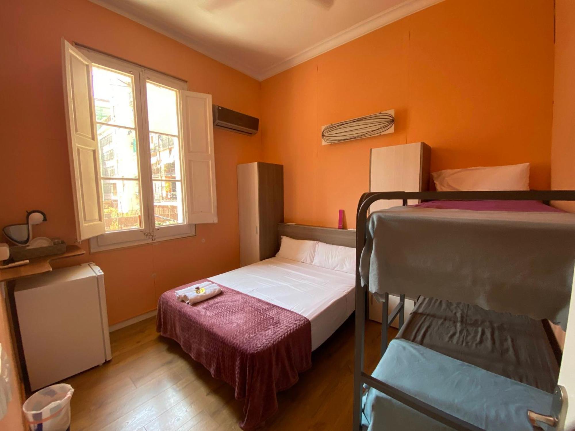 Sant Antoni Hostal, Sustainable Tourism Barcelona Exterior photo
